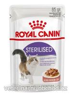 Kočky - krmivo - Royal Canin Feline Sterilised kapsa, šťáva